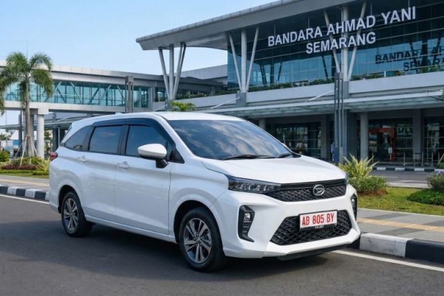 Semarang Car Rental with English-Speaking Driver
