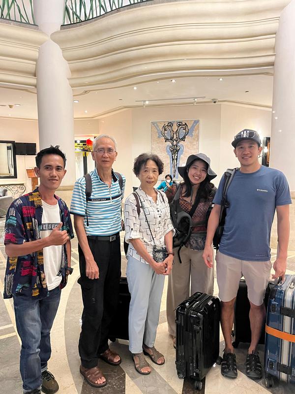 Car Rental in Java with a Professional Driver