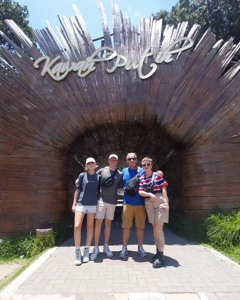 Cheapest Car Rental in Jakarta with Driver