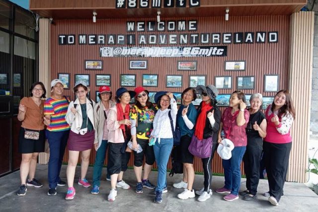 Hire a Car with Driver in Yogyakarta